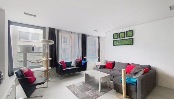 E1638971558034560069_9689AL