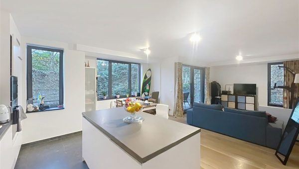 E1639013975201212263_9720AL