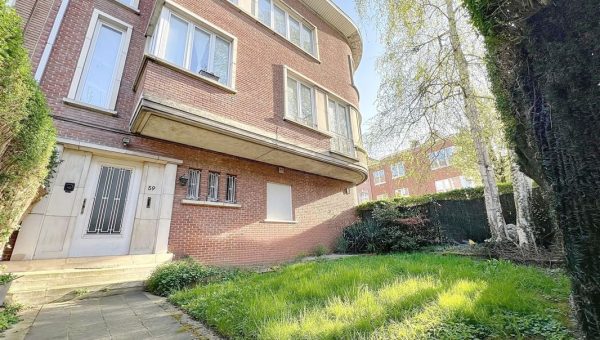 E2638919997107377221_9647AL