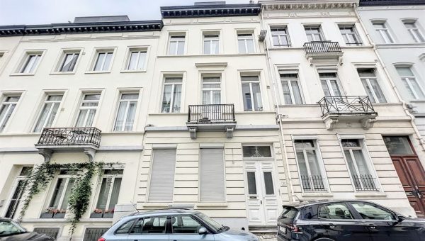 E2639106444172054997_9784AL