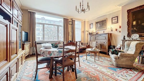 E3639033013801584905_9725AL