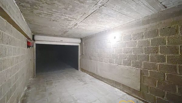 E3639100326498064880_9776AL